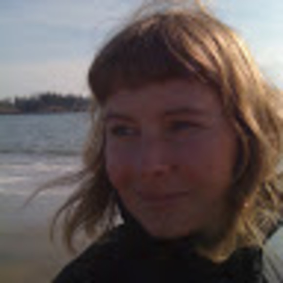 Meet your Posher, Jessica - Picture 1 of 1